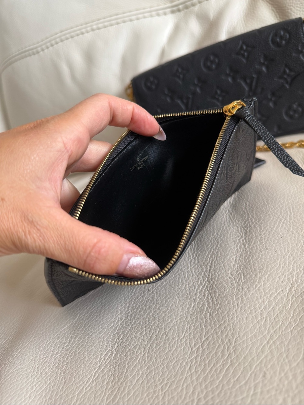 Louis Vuitton Felice Black Empreinte Monogram Leather Chain Wallet - Picture 14 of 16